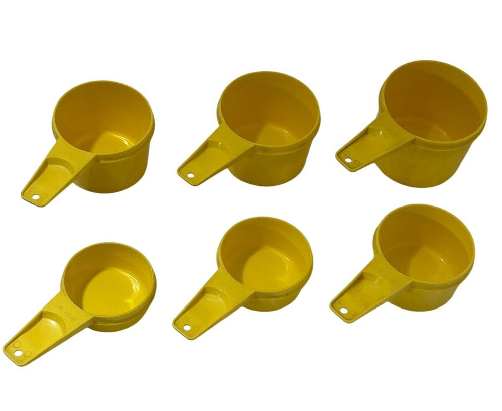 Vintage 1970's Tupperware Measuring Cups Set of 6 Yellow 1/4cup-1cup